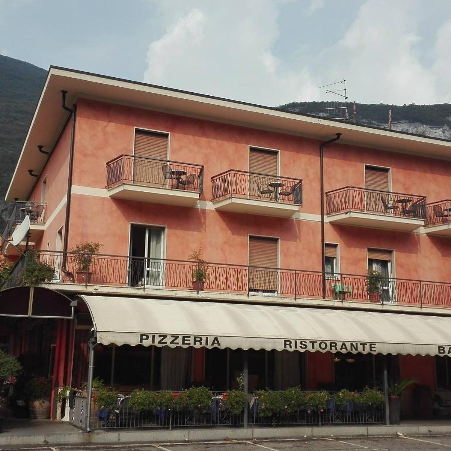 Hotel Belvedere Rivalta di Brentino Exterior photo